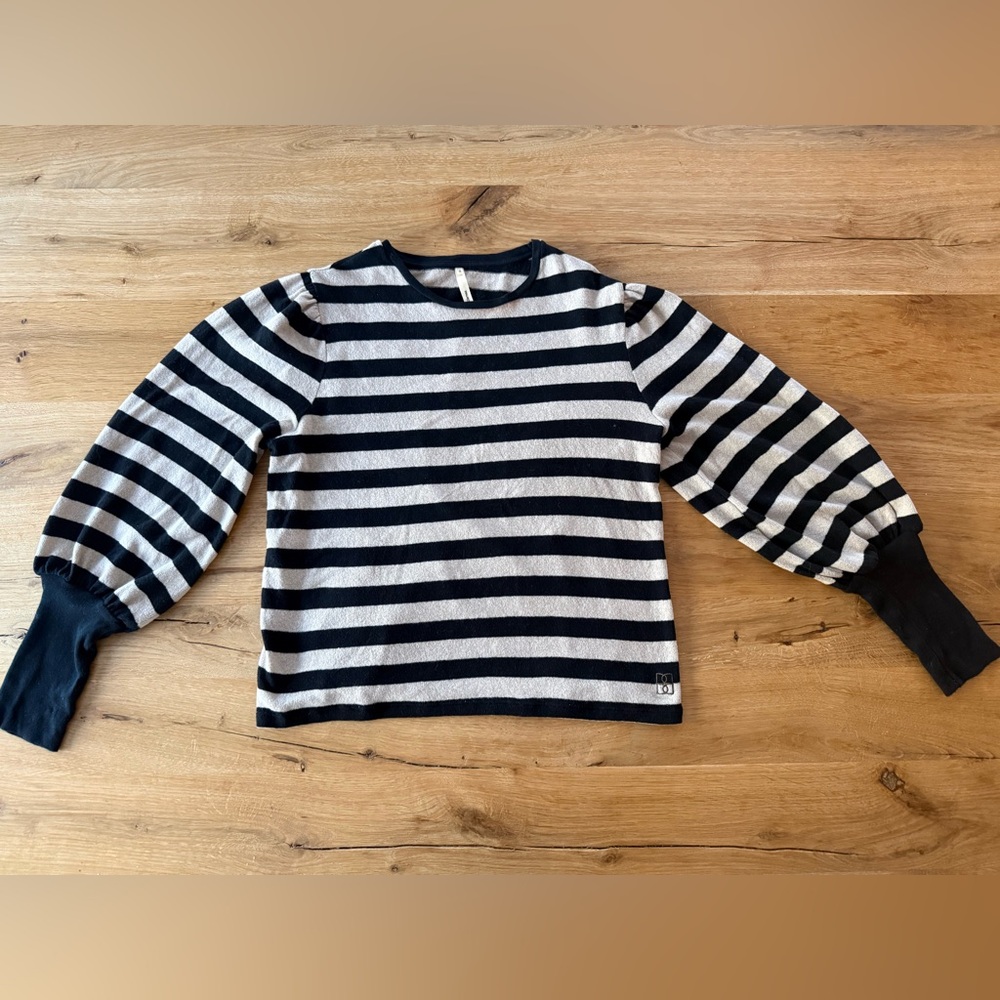 Striped Black and Tan Women’s Top